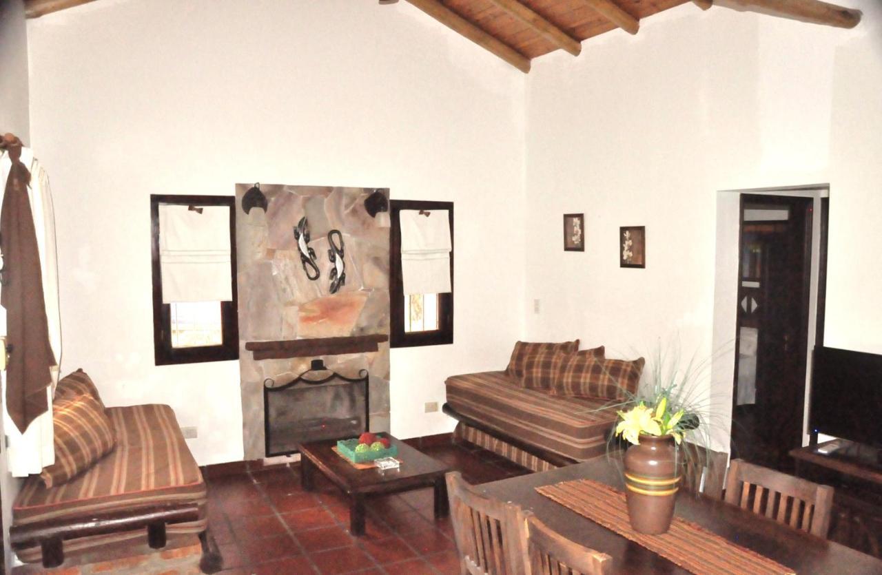 Del Ysyry Lodge Colón